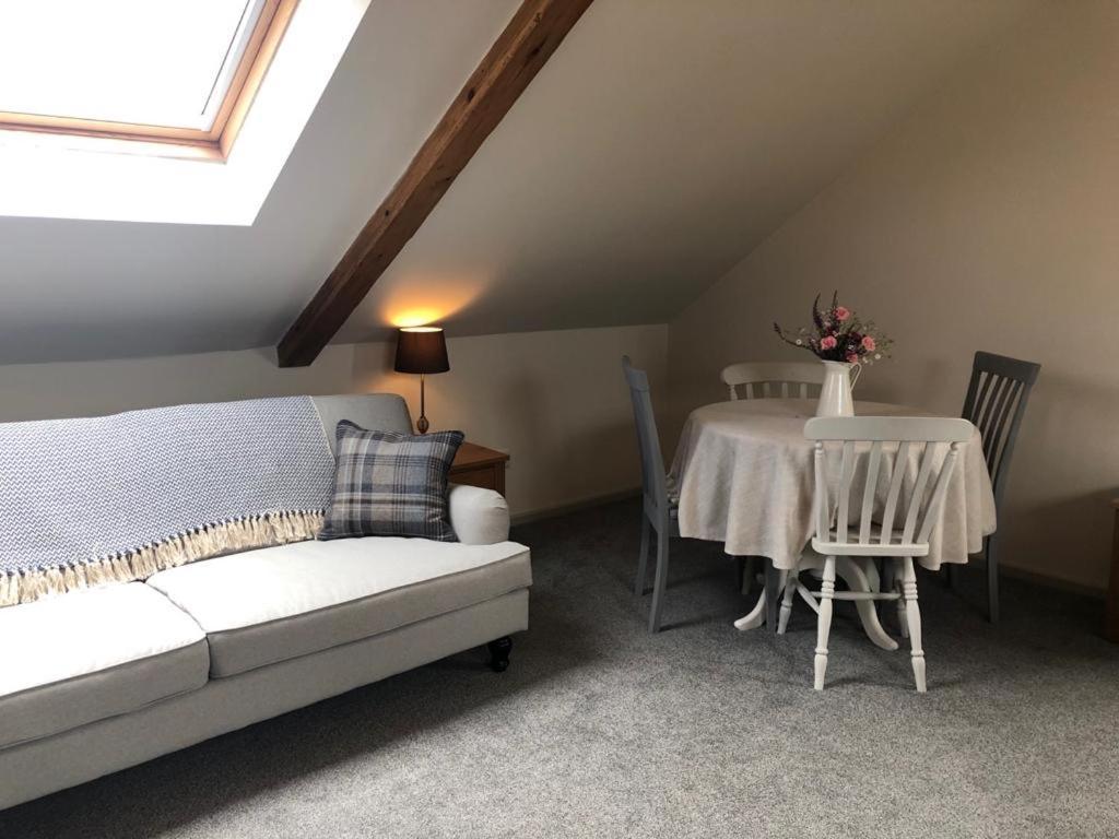 The Old Shippen, Drewsteignton Apartment Exeter Bagian luar foto