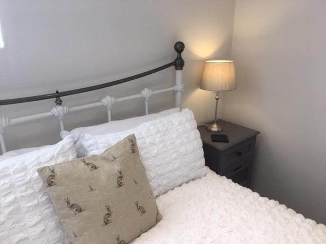 The Old Shippen, Drewsteignton Apartment Exeter Bagian luar foto